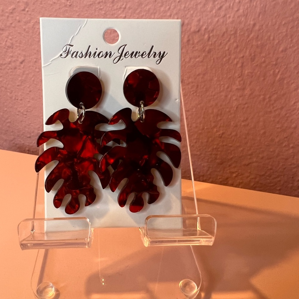 Red palm earrings